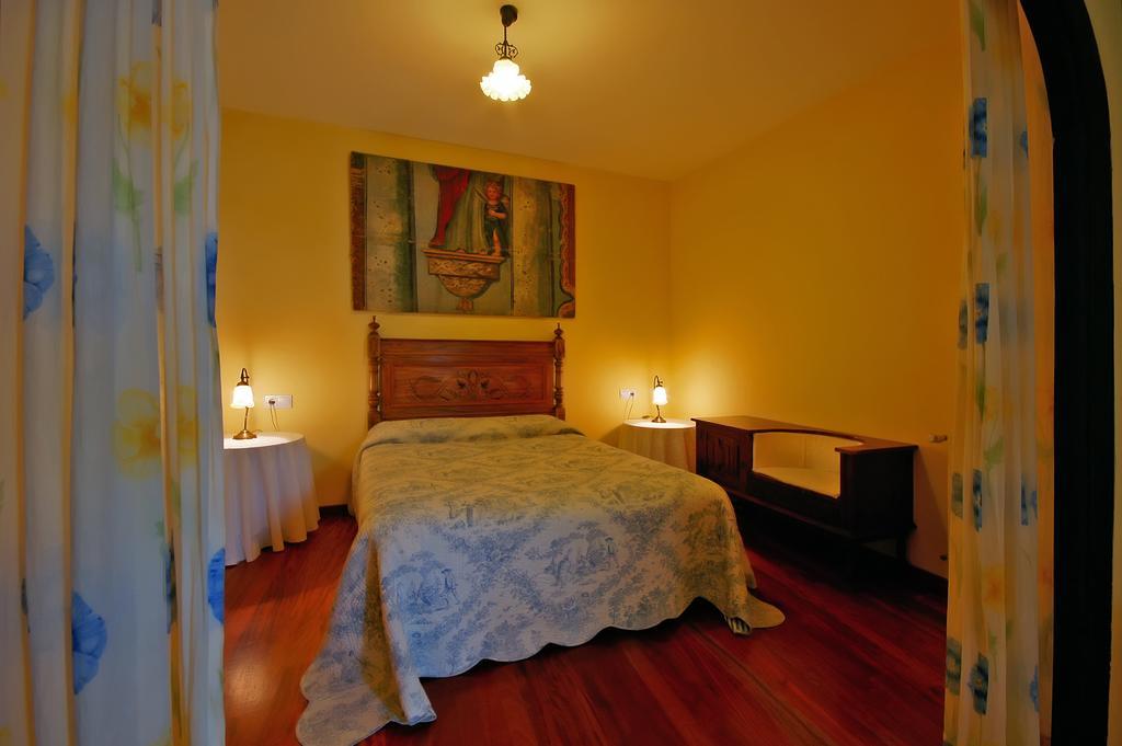 Casa Grande De Trives Bed & Breakfast Puebla de Trives Ruang foto