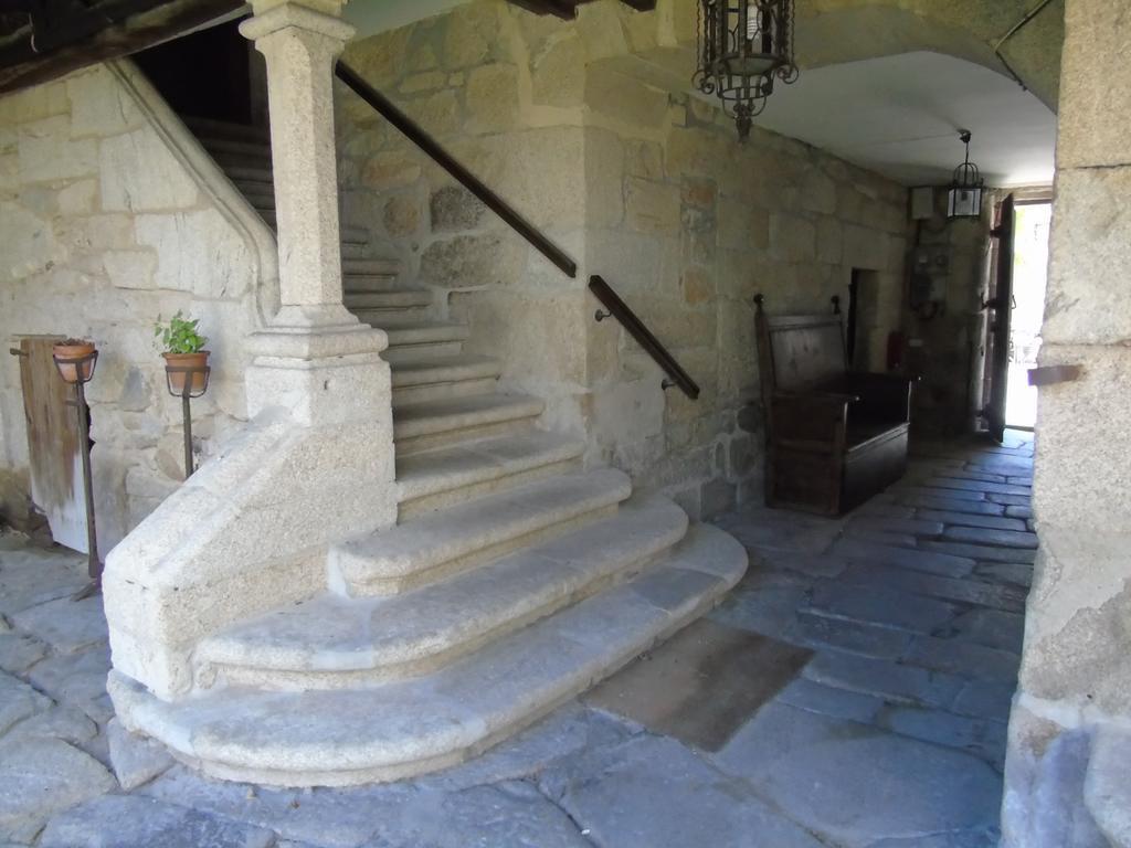 Casa Grande De Trives Bed & Breakfast Puebla de Trives Bagian luar foto